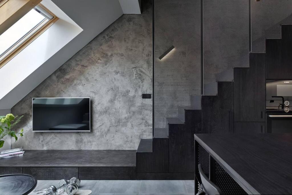 Appartement Rooftop Penthouse With Terrace, Prime Location *