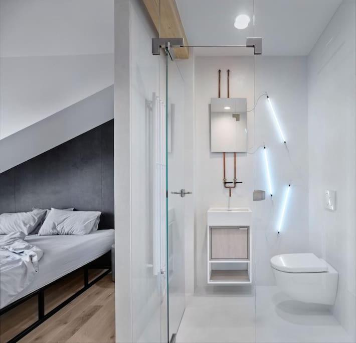 Rooftop Penthouse With Terrace, Prime Location Apartmán *